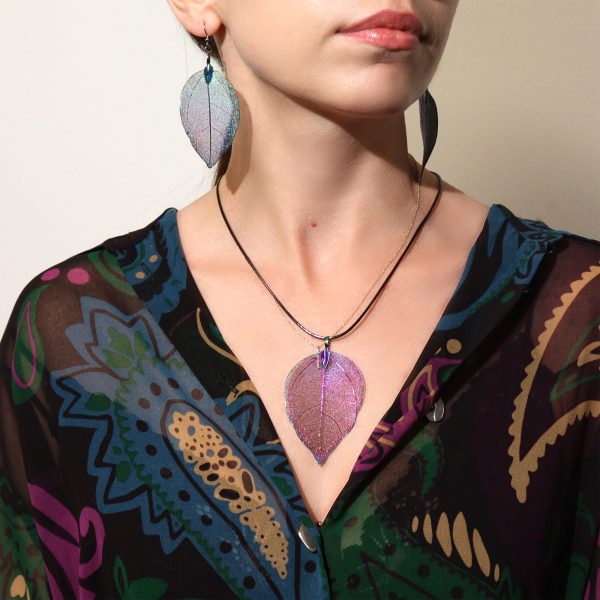 Multicoloured Bravery Leaf Necklace/Pendant - Image 3